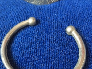 ARMBÄNDER/REIFE -VERSCHIEDENE MODELLE *NUR ALS KONVOLUT* -STÜCK 5. 00 EURO- Bild 8