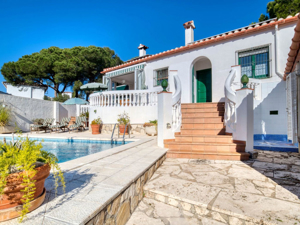 SPANIEN Ferienhaus Costa Brava privat Pool zu vermieten Bild 8