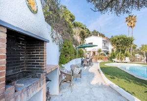 Spanien Ferienhaus an der COSTA BRAVA mit 2 Wohnungen, privatem Pool und Meerblick mieten Bild 9