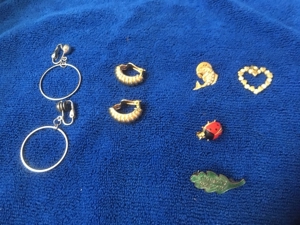 SCHMUCK *Verschiedene Teile* *NUR ALS KONVOLUT* -Stück 1.66 EURO-