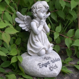 Gedenken und Erinnerung, Figur Grabengel mit Spruch, Ein Engel schütze Dich Bild 4
