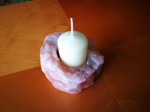 Kerzenständer aus Salzstein Bild 2