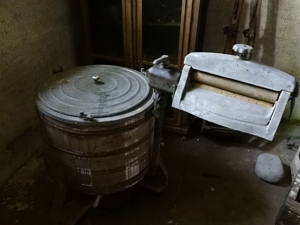 Alte historische Waschmaschine von ca.1930 Bild 1