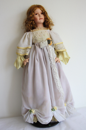 Puppe Lady Mary, 80 cm Bild 4
