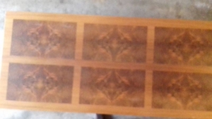 Tisch  Furnier-Intarsien -  ein Schnäppchen : Höhenverstellbar Bild 1