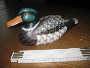 Holz-Ente aus Vollholz