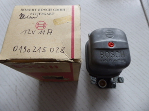 Bosch Lichtmaschinenregler 0190215028