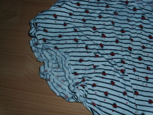 Poncho-Shirt von Topolino, geringelt mit Marienkäfern, Gr. 116 Bild 3