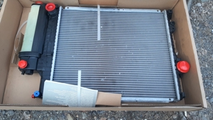 BMW E39 520i Auto KFZ Kühler Bild 3