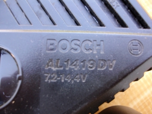 Bosch Akkuladegerät für Akkuwerkzeuge mit Ladeadapter Typ: AL1419DV 7,2-14,4V-1,9A Div.Akkus Bild 2