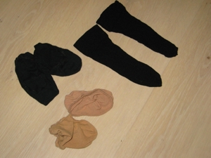 Nylon- Strumpfhose, halterlose Strümpfe, Söckchen für dich 1-4 Tage getragen. Bild 8