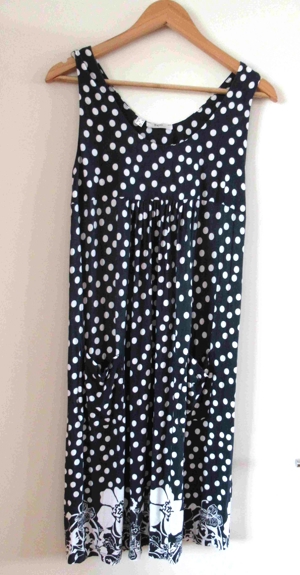 NEUES dunkelblau getupftes Kleid von bpc Größe 38/40