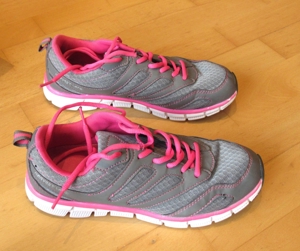 grau pinke Sneaker von Harvest Land Größe 39