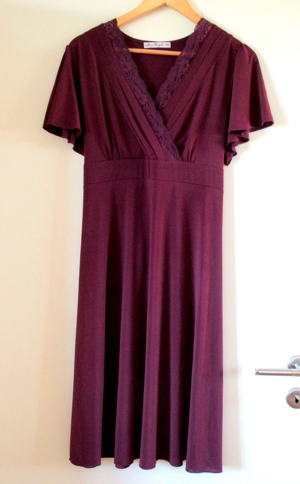 schönes pupurnes Kleid XXL oder XL von Miss Right