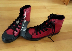 NEUE rote gefütterte Schnürrschuhe Schuhe Red Q Gr. 39