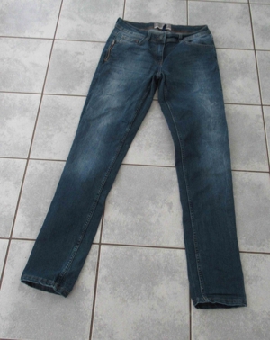 NEUWERTIGE blaue Jeans von Cecil Gr. 28 auf alt getrimmt