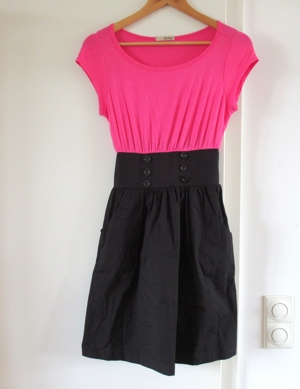 NEUES schwarz rosa Kleid von Bebop Größe M