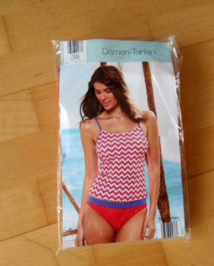 NEUER rotweißer Tankini Größe 38