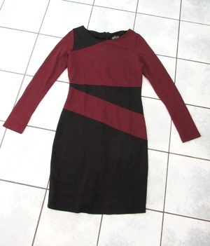 NEUES langärmeliges weinrotes Kleid Laura Scott Größe 38