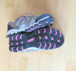 NEUE grau braune Trekkingschuhe Größe 38 Bild 2