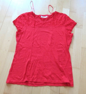 NEUES leuchtend rotes T-Shirt mit Borde Größe L