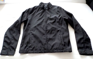 NEUWERTIGE schwarze dünnere Jacke Größe 36