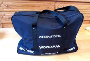 NEU große schwarze Tasche mit Trageriemen Reisetasche