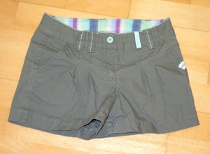 NEU kakifarbene Shorts UNISex Quechua Gr. 134 / 145