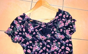 NEUWERTIGES schwarzes Kleid mit rosa Blumen toller Rücken Gr 40 Bild 3