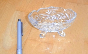 schöne kleine Schale, Süßigkeiten Glasschale länge ca 11 cm