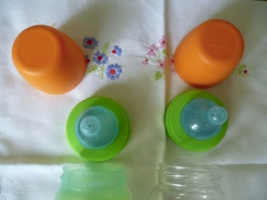 Babyflasche Trinkflasche von Tupperware Babylöffel Kinderteller Trinklerntasse  Bild 2