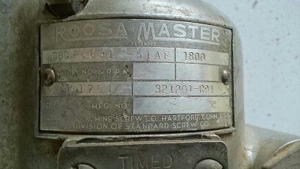 Roosa Master Dieseleinspritzpumpe IHC B 80 Radlader Bild 2