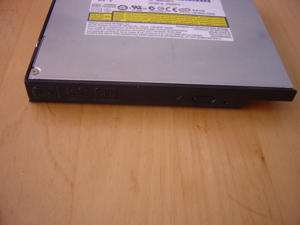 HL GSA-T50N Slim DVD RW-Laufwerk Hitachi Bild 7