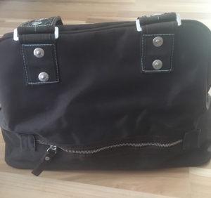 George Gina & Lucy Tasche Bild 4