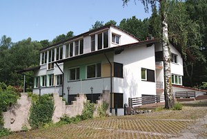 Eggenfelden - Attraktives Wohn-, Gewerbe- & Seminarhaus in Traumlage! Bild 4