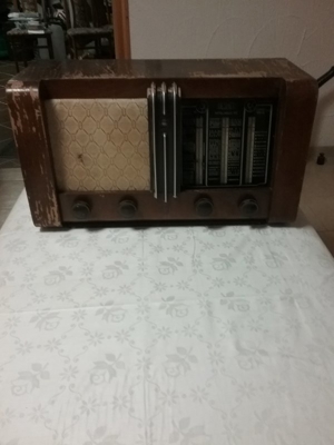 Altes Radio von 1952 Bild 2