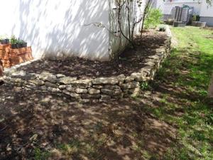Winter  Frühjahr 2024: Wollen sie eine Natursteinmauer im Garten? Bild 2
