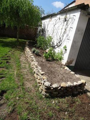 Winter  Frühjahr 2024: Wollen sie eine Natursteinmauer im Garten? Bild 1