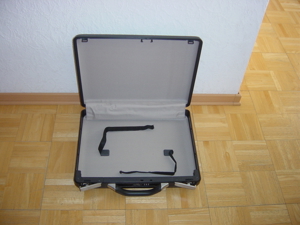 Attachekoffer VIP Odyssey Office 16" NEU mit Einlagen für Laptop Bild 10