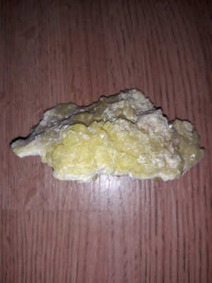Schwefel kristallin Mineralien  Bild 4