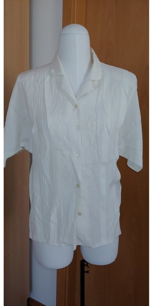 Elegante weiße Bluse mit Stickerei Bild 1