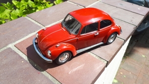 Modellauto 1:18- VW Käfer 1303 von Norev s. die Fotos