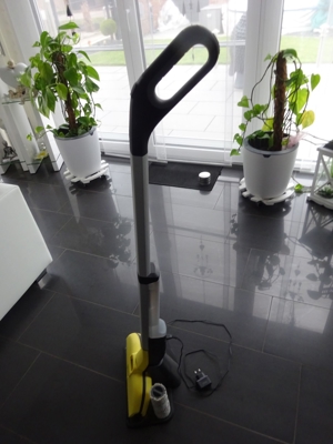 Kärcher Hartbodenreiniger fc3 Bild 2