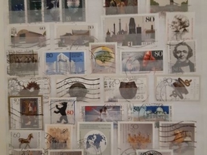 Sammlung rund 265 gestempelte Berliner Briefmarken 1975-1990 Bild 7