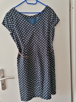 blaues Kleid mit weißen Punkten 44 Bild 2
