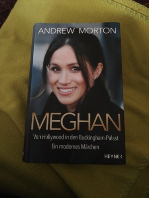 Meghan Von Hollywood in den Buckingham-Palast. Ein modernes Märchen Morton BuchDas Buch ist aus ein