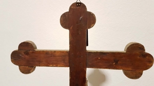Barock Kapelle Kruzifix 18/19 Jh. Holz geschnitzt bemalt z.T. goldstaffiert 76cm 2 Kerzen Bild 11