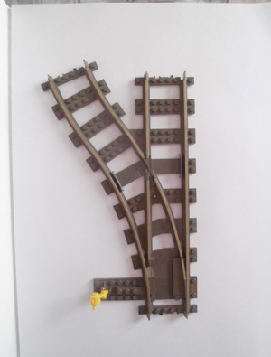Weiche links mit Weichensteller ( original Lego, System 9 Volt ) Bild 1