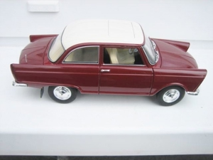 1 18 Modellauto-- OLDIE-- DKW Junior Revell siehe die Fotos