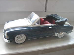 1:18 --3 x Wartburg Modellauto 1 x OVP Revell Bild 5